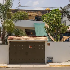 La Créme De La Créme Hostal